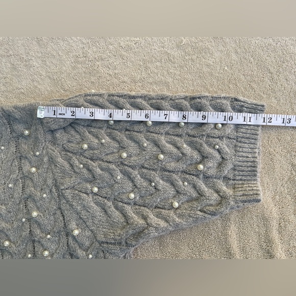 Zara Pearl-Embellished light gray   short sleeves cable knit sweater minimalist - Picture 5 of 5